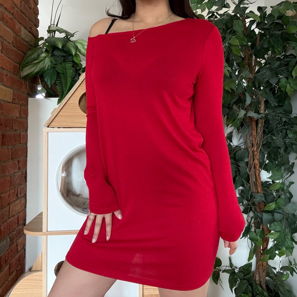 Aritzia Wilfred Free Red One Shoulder Knit Mini Dress